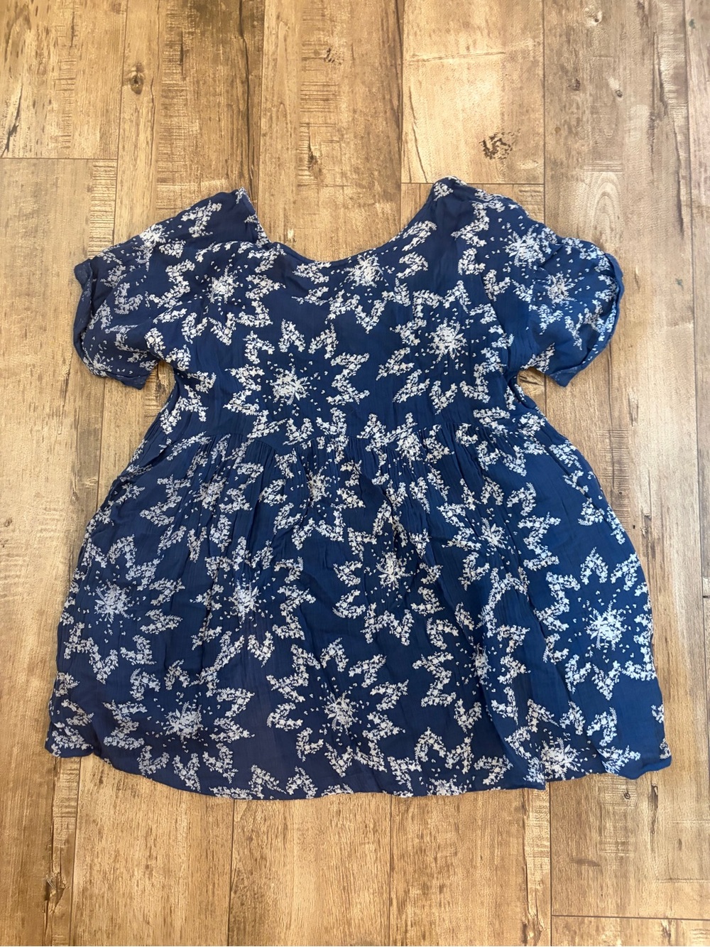 Free people Belezza printed babydoll dress. Size small